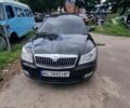 Черный Шкода Октавия, объемом двигателя 1.6 л и пробегом 263 тыс. км за 6400 $, фото 1 на Automoto.ua