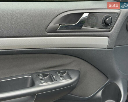 Чорний Шкода Октавія, об'ємом двигуна 1.4 л та пробігом 215 тис. км за 7600 $, фото 7 на Automoto.ua