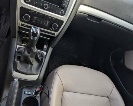 Шкода Октавия 2010 в Дрогобыче на Automoto.ua Черный Шкода Октавия, объемом двигателя 1.6 л и пробегом 224 тыс. км за 8500 $, фото 17 на Automoto.ua