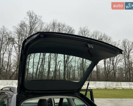 Черный Шкода Октавия, объемом двигателя 2 л и пробегом 229 тыс. км за 11650 $, фото 103 на Automoto.ua