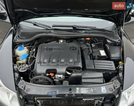 Черный Шкода Октавия, объемом двигателя 2 л и пробегом 229 тыс. км за 11650 $, фото 111 на Automoto.ua