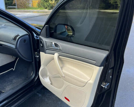 Чорний Шкода Октавія, об'ємом двигуна 1.6 л та пробігом 276 тис. км за 9300 $, фото 7 на Automoto.ua