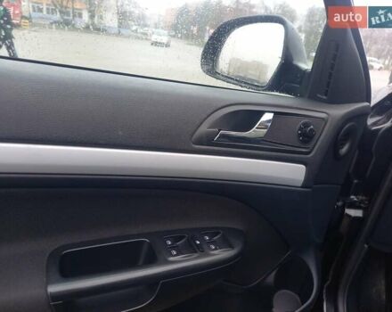 Черный Шкода Октавия, объемом двигателя 1.2 л и пробегом 186 тыс. км за 5950 $, фото 21 на Automoto.ua