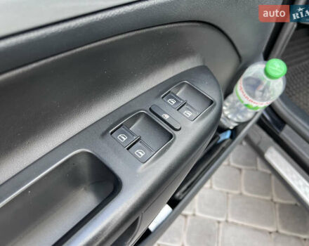 Черный Шкода Октавия, объемом двигателя 1.97 л и пробегом 316 тыс. км за 11500 $, фото 16 на Automoto.ua