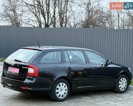 Черный Шкода Октавия, объемом двигателя 1.6 л и пробегом 202 тыс. км за 7490 $, фото 92 на Automoto.ua