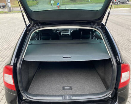 Чорний Шкода Октавія, об'ємом двигуна 2 л та пробігом 241 тис. км за 8800 $, фото 20 на Automoto.ua