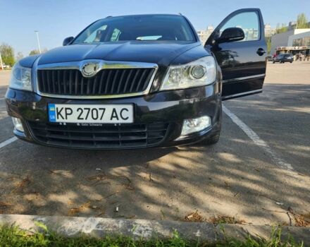 Черный Шкода Октавия, объемом двигателя 2 л и пробегом 260 тыс. км за 9800 $, фото 1 на Automoto.ua