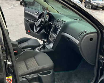 Черный Шкода Октавия, объемом двигателя 1.8 л и пробегом 260 тыс. км за 7300 $, фото 15 на Automoto.ua