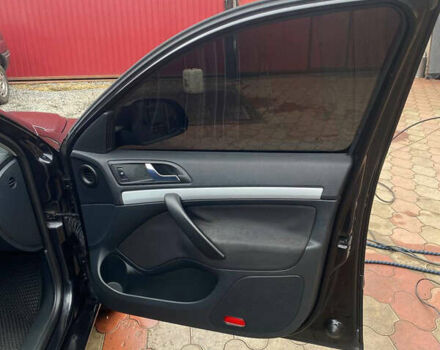 Черный Шкода Октавия, объемом двигателя 1.6 л и пробегом 275 тыс. км за 7800 $, фото 12 на Automoto.ua