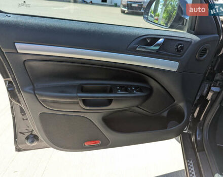 Черный Шкода Октавия, объемом двигателя 1.98 л и пробегом 176 тыс. км за 12400 $, фото 13 на Automoto.ua