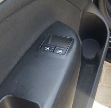 Черный Шкода Октавия, объемом двигателя 1.6 л и пробегом 260 тыс. км за 7650 $, фото 11 на Automoto.ua