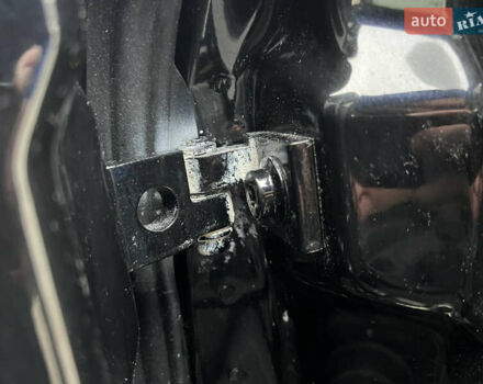 Черный Шкода Октавия, объемом двигателя 2 л и пробегом 229 тыс. км за 11650 $, фото 130 на Automoto.ua