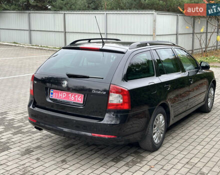 Чорний Шкода Октавія, об'ємом двигуна 1.4 л та пробігом 215 тис. км за 7600 $, фото 4 на Automoto.ua