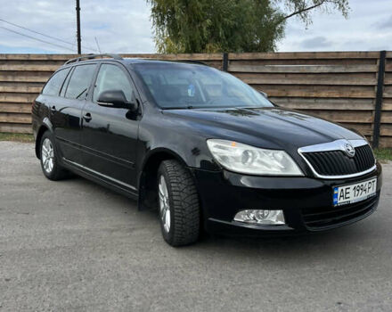 Черный Шкода Октавия, объемом двигателя 1.6 л и пробегом 231 тыс. км за 8500 $, фото 3 на Automoto.ua