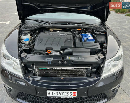 Черный Шкода Октавия, объемом двигателя 2 л и пробегом 265 тыс. км за 11950 $, фото 85 на Automoto.ua