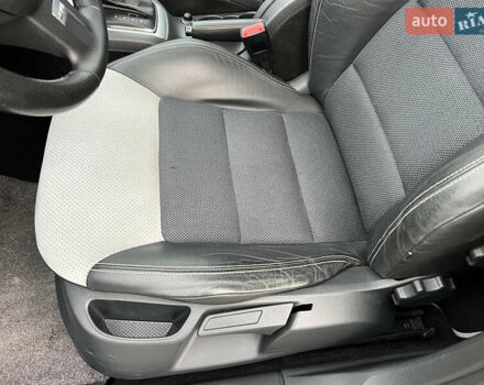 Черный Шкода Октавия, объемом двигателя 2 л и пробегом 265 тыс. км за 11950 $, фото 41 на Automoto.ua