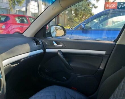 Черный Шкода Октавия, объемом двигателя 1.6 л и пробегом 317 тыс. км за 7500 $, фото 1 на Automoto.ua