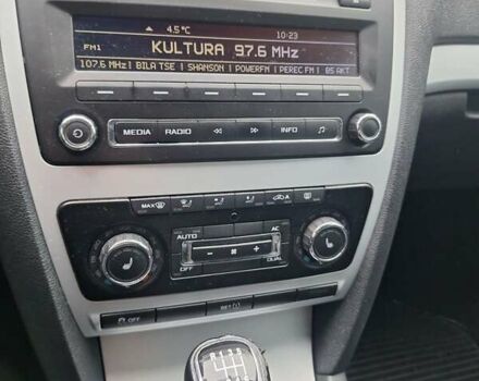 Черный Шкода Октавия, объемом двигателя 1.4 л и пробегом 232 тыс. км за 5950 $, фото 9 на Automoto.ua