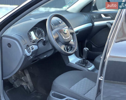 Шкода Октавия 2010 в Вознесенске на Automoto.ua Черный Шкода Октавия, объемом двигателя 1.4 л и пробегом 161 тыс. км за 7500 $, фото 10 на Automoto.ua