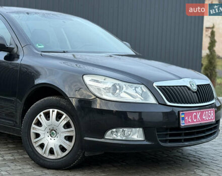 Черный Шкода Октавия, объемом двигателя 1.6 л и пробегом 202 тыс. км за 7490 $, фото 80 на Automoto.ua