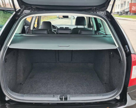 Черный Шкода Октавия, объемом двигателя 1.8 л и пробегом 220 тыс. км за 9700 $, фото 14 на Automoto.ua