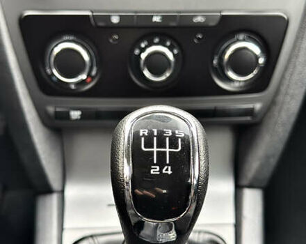 Чорний Шкода Октавія, об'ємом двигуна 1.6 л та пробігом 114 тис. км за 8299 $, фото 71 на Automoto.ua