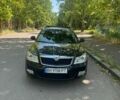 Черный Шкода Октавия, объемом двигателя 1.6 л и пробегом 251 тыс. км за 6900 $, фото 1 на Automoto.ua