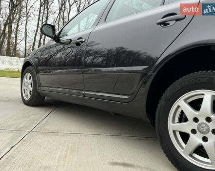 Черный Шкода Октавия, объемом двигателя 2 л и пробегом 229 тыс. км за 11650 $, фото 36 на Automoto.ua
