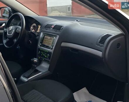 Черный Шкода Октавия, объемом двигателя 1.99 л и пробегом 277 тыс. км за 9450 $, фото 35 на Automoto.ua