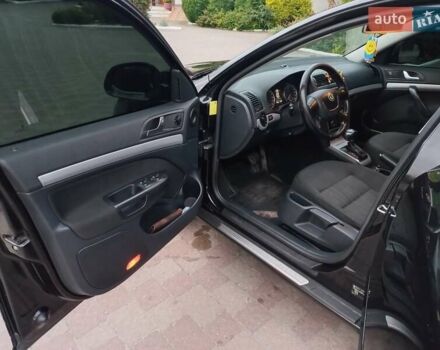 Чорний Шкода Октавія, об'ємом двигуна 1.6 л та пробігом 303 тис. км за 8200 $, фото 9 на Automoto.ua