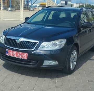 Черный Шкода Октавия, объемом двигателя 1.6 л и пробегом 260 тыс. км за 7650 $, фото 2 на Automoto.ua