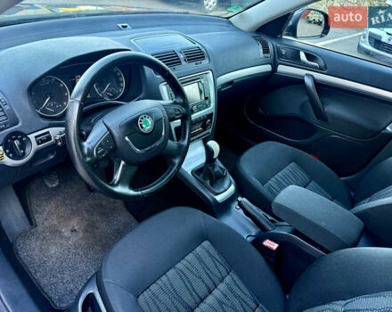 Черный Шкода Октавия, объемом двигателя 1.4 л и пробегом 176 тыс. км за 5999 $, фото 11 на Automoto.ua