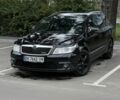 Черный Шкода Октавия, объемом двигателя 2 л и пробегом 235 тыс. км за 10500 $, фото 1 на Automoto.ua