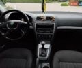 Чорний Шкода Октавія, об'ємом двигуна 1.6 л та пробігом 303 тис. км за 8200 $, фото 5 на Automoto.ua