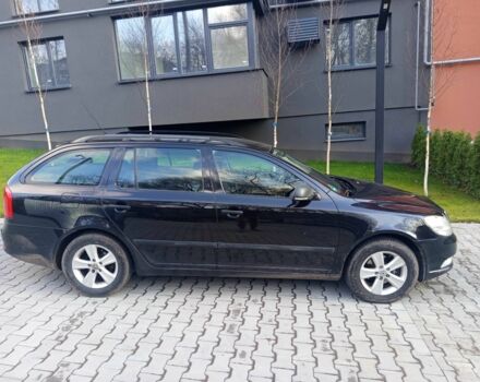 Черный Шкода Октавия, объемом двигателя 1.6 л и пробегом 298 тыс. км за 6500 $, фото 3 на Automoto.ua
