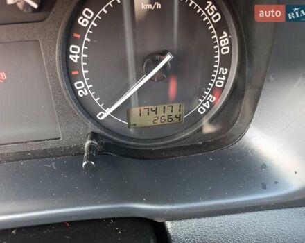 Чорний Шкода Октавія, об'ємом двигуна 1.6 л та пробігом 174 тис. км за 6900 $, фото 9 на Automoto.ua