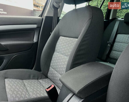 Черный Шкода Октавия, объемом двигателя 1.4 л и пробегом 229 тыс. км за 7800 $, фото 17 на Automoto.ua