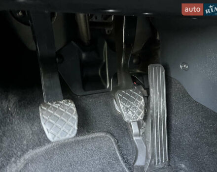 Черный Шкода Октавия, объемом двигателя 1.6 л и пробегом 226 тыс. км за 7850 $, фото 19 на Automoto.ua