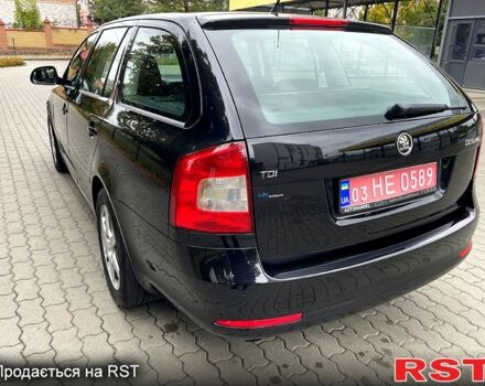 Черный Шкода Октавия, объемом двигателя 1.6 л и пробегом 209 тыс. км за 9500 $, фото 2 на Automoto.ua