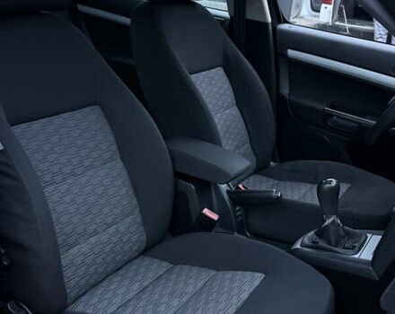 Черный Шкода Октавия, объемом двигателя 1.6 л и пробегом 202 тыс. км за 7490 $, фото 39 на Automoto.ua