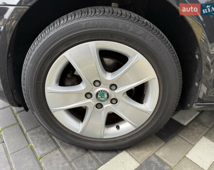 Черный Шкода Октавия, объемом двигателя 1.6 л и пробегом 157 тыс. км за 9000 $, фото 13 на Automoto.ua