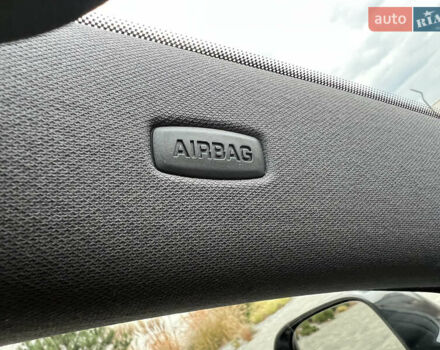 Черный Шкода Октавия, объемом двигателя 2 л и пробегом 265 тыс. км за 11950 $, фото 101 на Automoto.ua