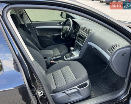 Чорний Шкода Октавія, об'ємом двигуна 1.8 л та пробігом 234 тис. км за 8200 $, фото 11 на Automoto.ua