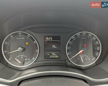 Черный Шкода Октавия, объемом двигателя 1.6 л и пробегом 223 тыс. км за 7550 $, фото 29 на Automoto.ua