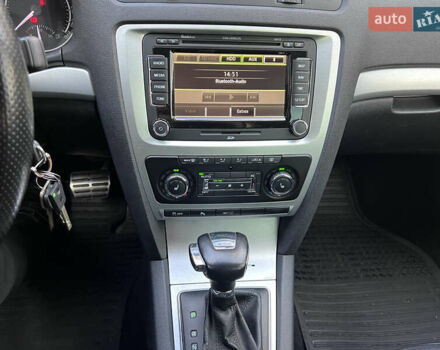 Черный Шкода Октавия, объемом двигателя 1.97 л и пробегом 316 тыс. км за 11500 $, фото 21 на Automoto.ua