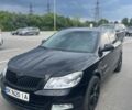 Черный Шкода Октавия, объемом двигателя 1.8 л и пробегом 320 тыс. км за 6500 $, фото 1 на Automoto.ua
