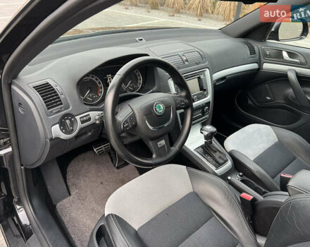 Черный Шкода Октавия, объемом двигателя 2 л и пробегом 265 тыс. км за 11950 $, фото 40 на Automoto.ua