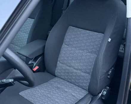 Черный Шкода Октавия, объемом двигателя 1.6 л и пробегом 202 тыс. км за 7490 $, фото 27 на Automoto.ua