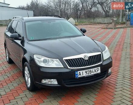 Черный Шкода Октавия, объемом двигателя 1.4 л и пробегом 232 тыс. км за 5950 $, фото 1 на Automoto.ua