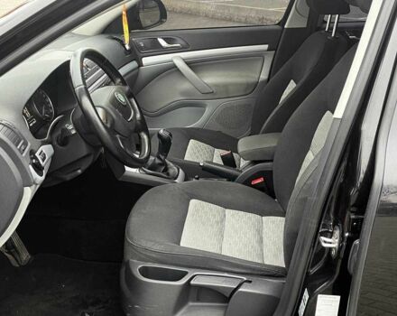 Черный Шкода Октавия, объемом двигателя 1.8 л и пробегом 188 тыс. км за 9200 $, фото 8 на Automoto.ua